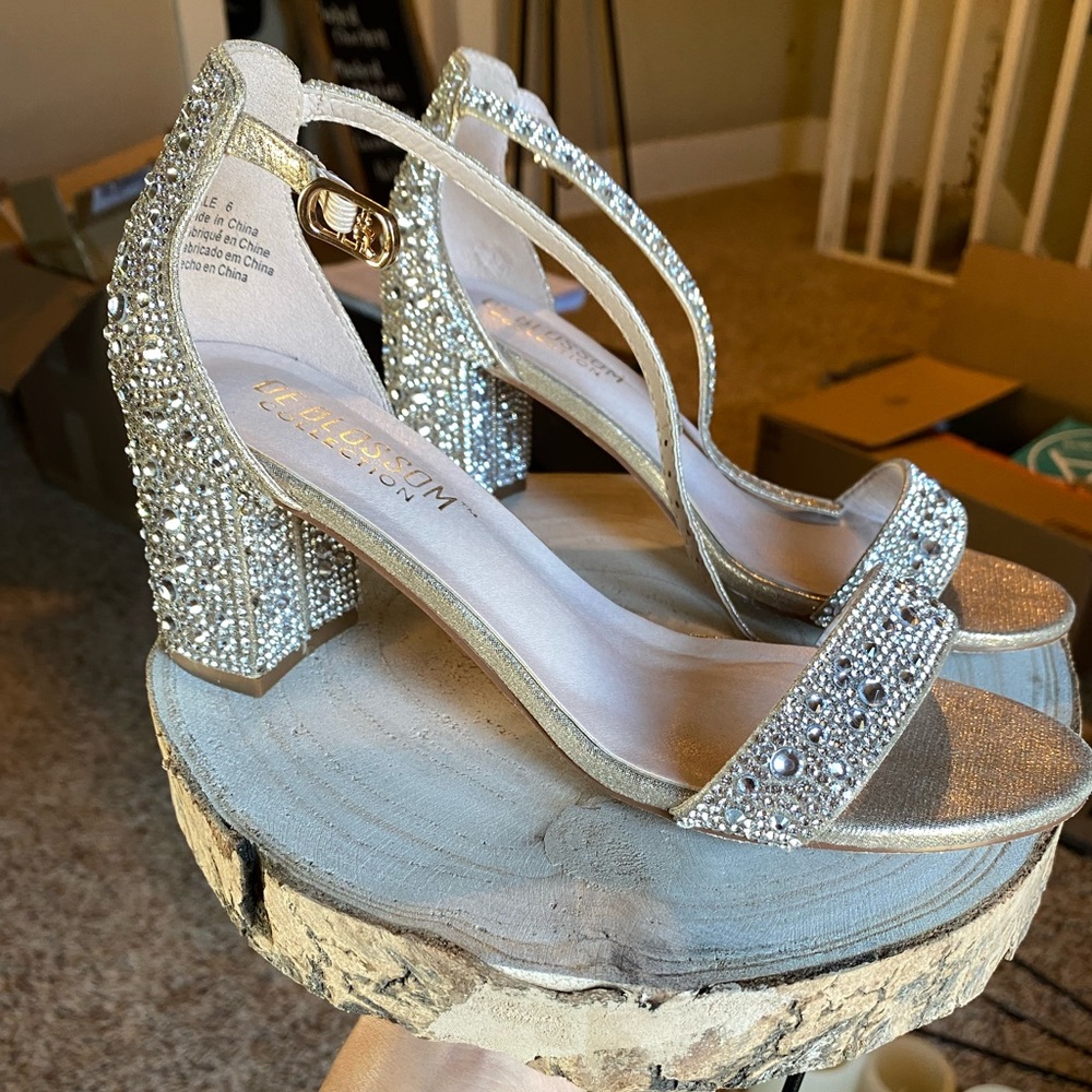 Wedding Shoes / chunk heel